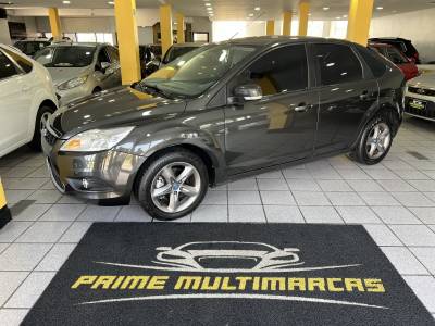 FORD - FOCUS - 2012/2012 - Cinza - R$ 42.900,00