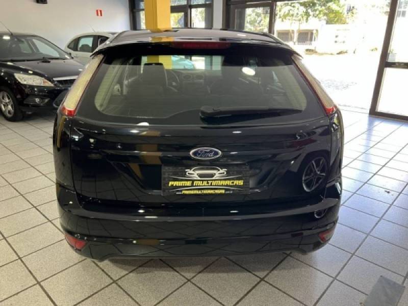 FORD - FOCUS - 2013/2013 - Preta - R$ 42.900,00