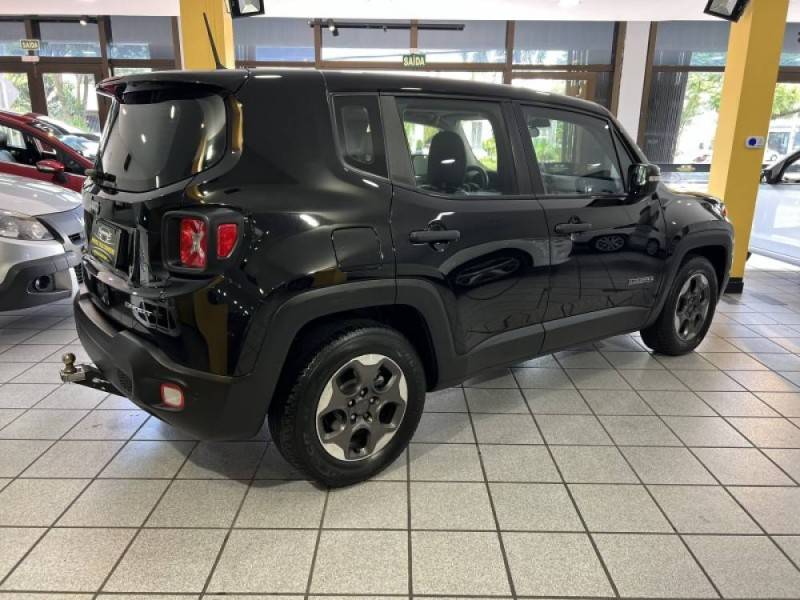JEEP - RENEGADE - 2015/2016 - Preta - R$ 65.900,00