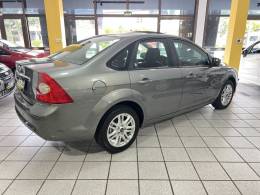 FORD - FOCUS - 2010/2010 - Cinza - R$ 38.900,00