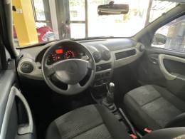 RENAULT - SANDERO - 2010/2010 - Prata - R$ 24.900,00