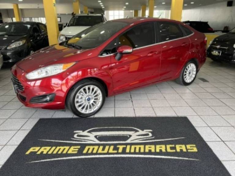 FORD - FIESTA - 2015/2015 - Vermelha - R$ 47.900,00