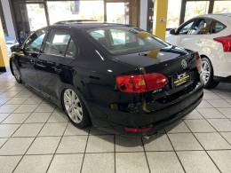 VOLKSWAGEN - JETTA - 2011/2011 - Preta - R$ 53.900,00