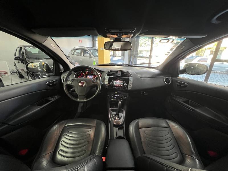 FIAT - BRAVO - 2016/2016 - Preta - R$ 49.900,00
