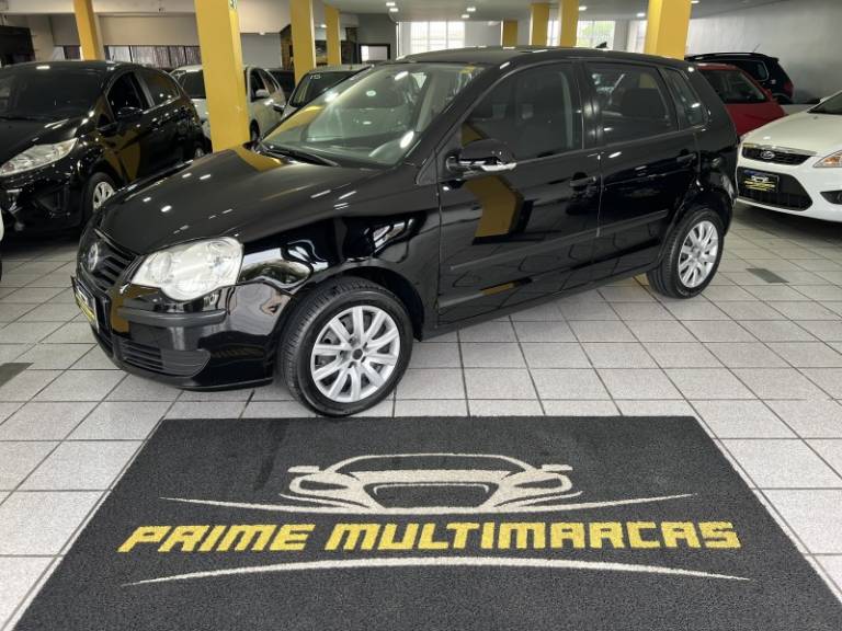 VOLKSWAGEN - POLO - 2010/2010 - Preta - R$ 33.900,00