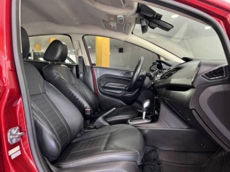 FORD - FIESTA - 2015/2015 - Vermelha - R$ 47.900,00