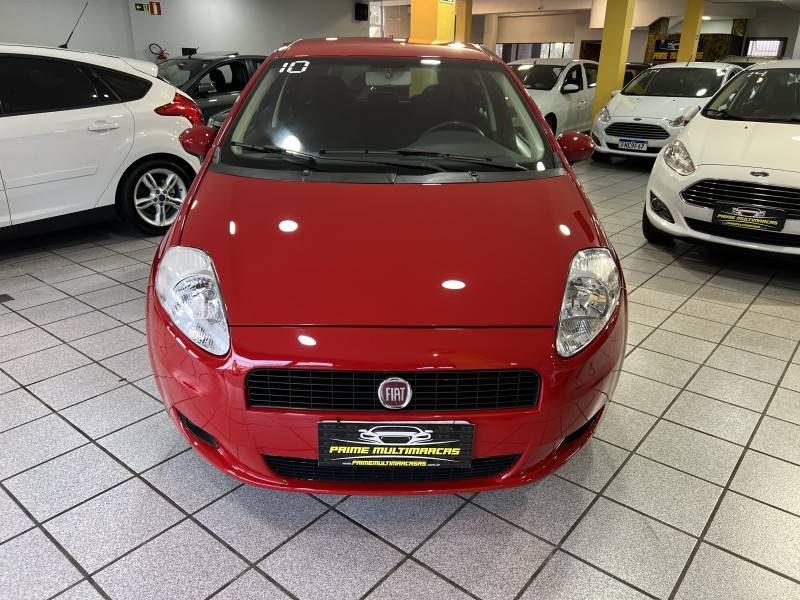 FIAT - PUNTO - 2010/2010 - Vermelha - R$ 30.900,00