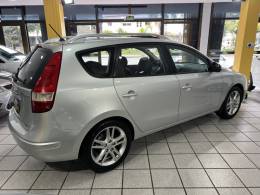 HYUNDAI - I30 CW - 2011/2011 - Prata - R$ 47.900,00