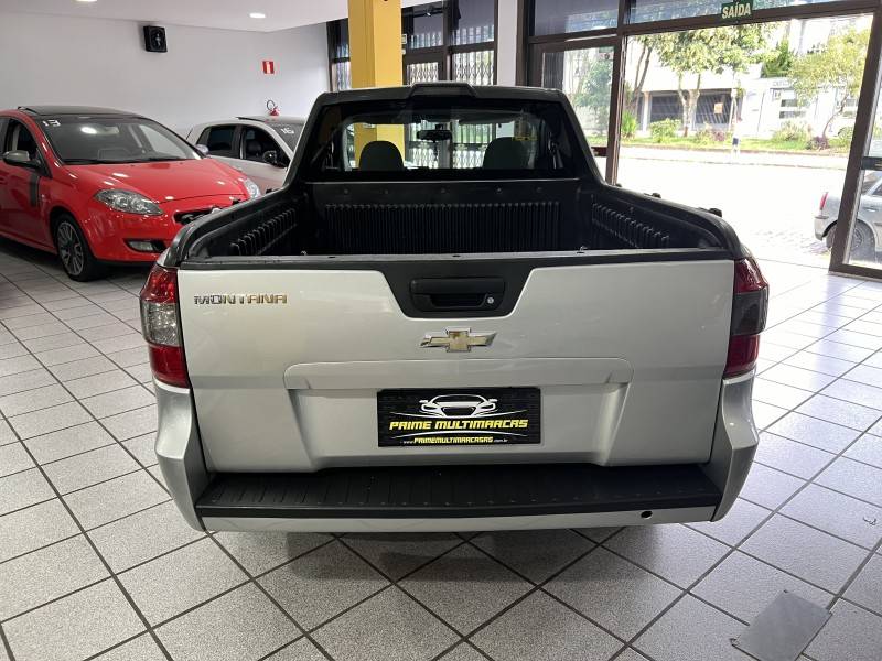 CHEVROLET - MONTANA - 2016/2017 - Prata - R$ 48.900,00