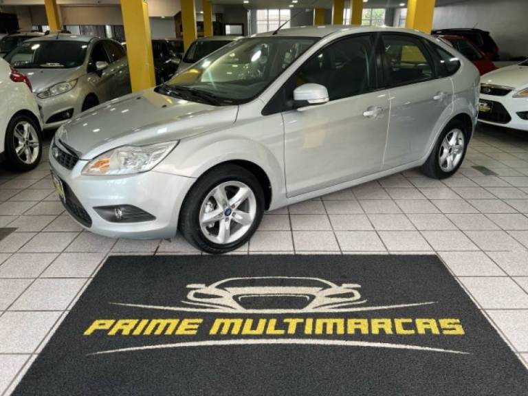 FORD - FOCUS - 2013/2013 - Prata - R$ 43.900,00