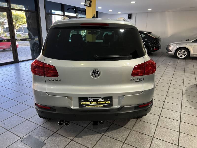 VOLKSWAGEN - TIGUAN - 2012/2012 - Prata - R$ 57.900,00