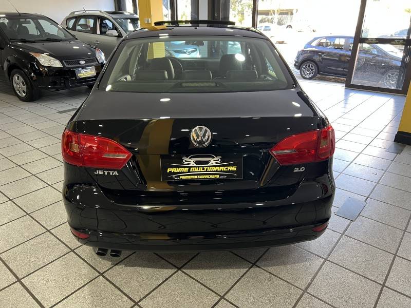 VOLKSWAGEN - JETTA - 2011/2011 - Preta - R$ 53.900,00