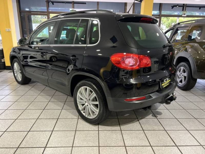 VOLKSWAGEN - TIGUAN - 2011/2011 - Preta - R$ 57.900,00