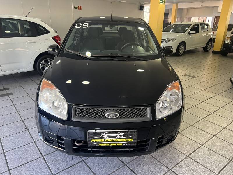 FORD - FIESTA - 2009/2009 - Preta - R$ 28.900,00