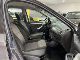 RENAULT - LOGAN - 2011/2011 - Cinza - R$ 28.900,00
