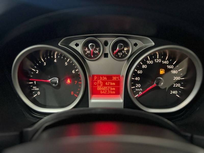 FORD - FOCUS - 2013/2013 - Prata - R$ 43.900,00