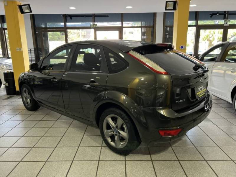 FORD - FOCUS - 2012/2012 - Cinza - R$ 42.900,00