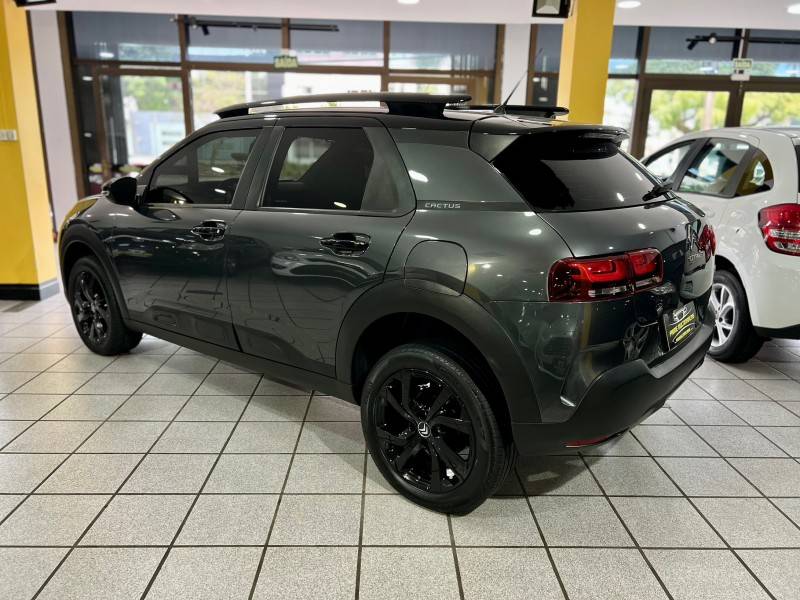 CITROËN - C4 CACTUS - 2020/2021 - Cinza - R$ 79.900,00