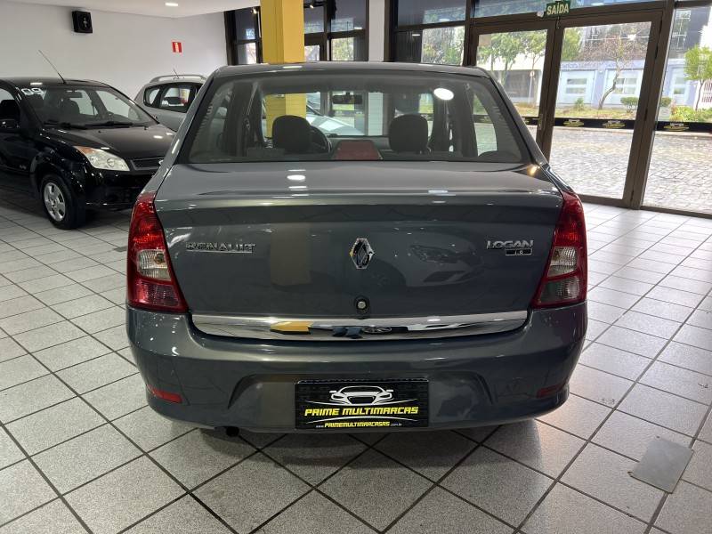 RENAULT - LOGAN - 2011/2011 - Cinza - R$ 28.900,00