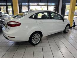 FORD - FIESTA - 2014/2014 - Branca - R$ 48.900,00