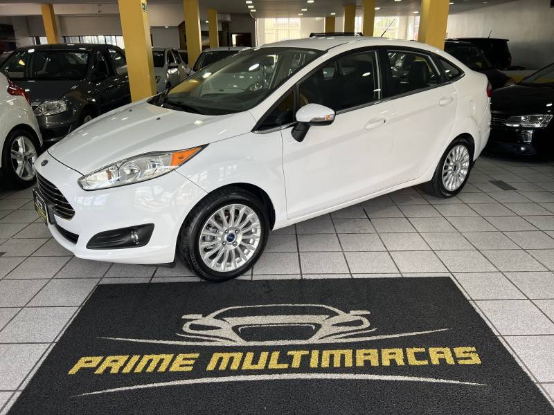 FORD - FIESTA - 2014/2014 - Branca - R$ 48.900,00