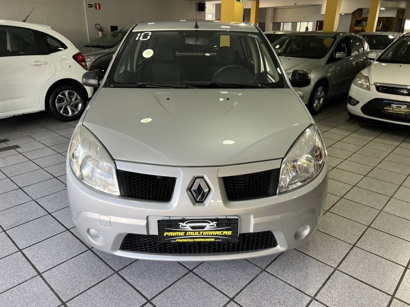 RENAULT - SANDERO - 2010/2010 - Prata - R$ 24.900,00
