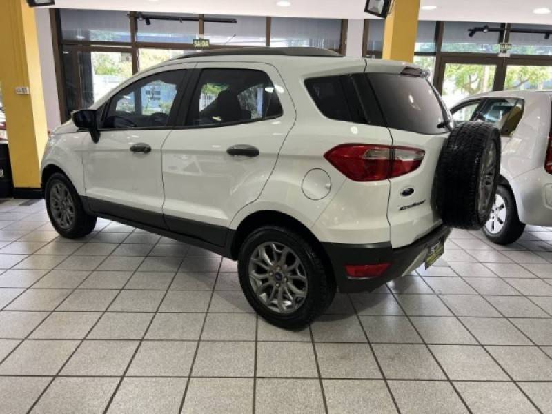 FORD - ECOSPORT - 2015/2015 - Branca - R$ 53.900,00