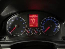 VOLKSWAGEN - JETTA - 2007/2008 - Prata - R$ 37.900,00