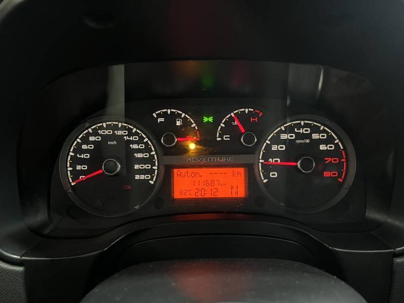 FIAT - PALIO - 2014/2015 - Prata - R$ 46.900,00